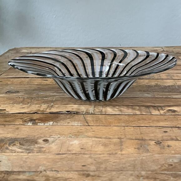 Murano Other - Dino Martens Murano Art Glass Freeform Bowl Mezza Filigrana Bianco Nero